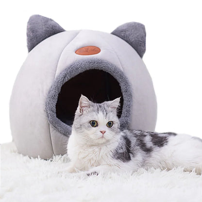 Winter Comfort: The Perfect Bed for Cats