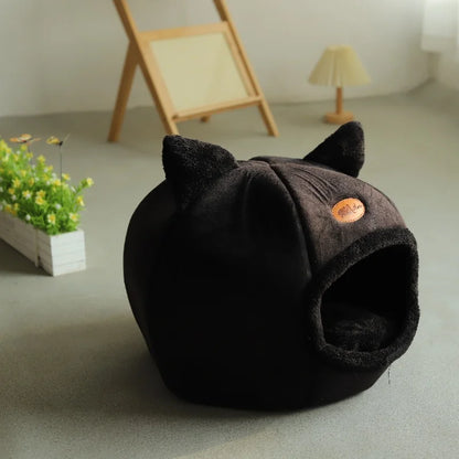 Winter Comfort: The Perfect Bed for Cats